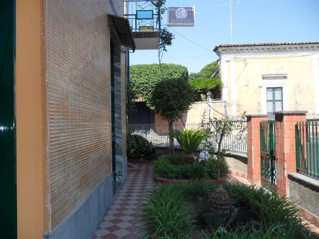 Il B&B Maison Graziella Viagrande Exteriör bild